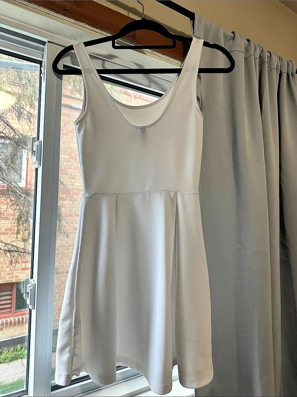 H&M Mini Tank Dress in White Size 2 Like New